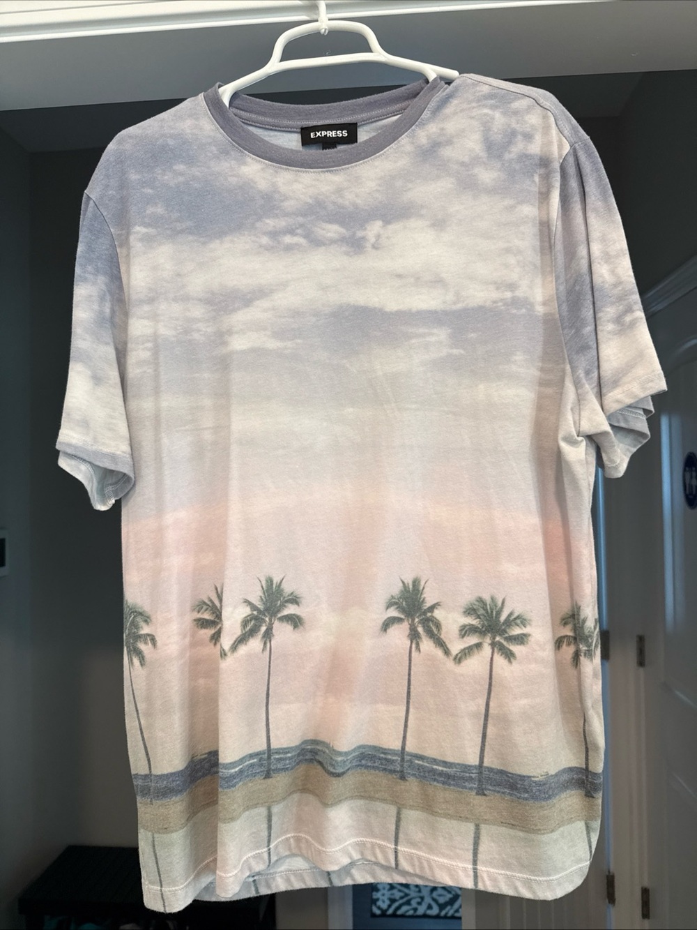 Express Shirt Palm Trees Size XL